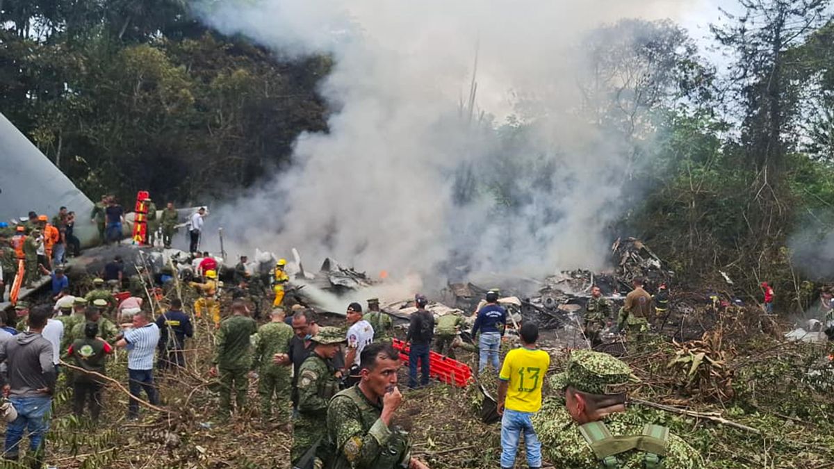 Al menos 66 muertos tras el accidente de un avión militar en Colombia
