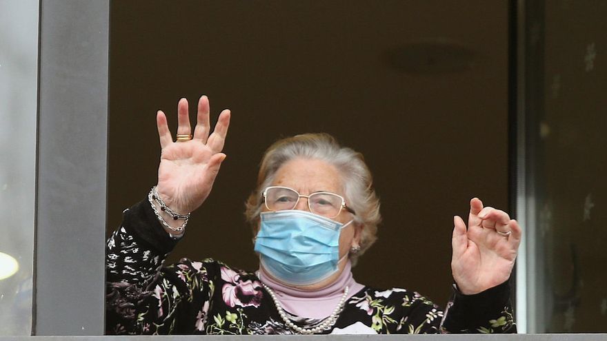 Así funciona el coladero de la Xunta para directivos de residencias privadas que buscan vacunarse contra la COVID-19