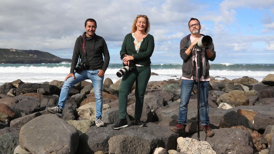 Quique Curbelo, Elvira Urquijo y Ángel Medina, fotoperiodistas de la agencia EFE