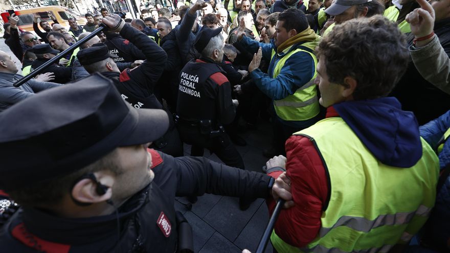 Quedan en libertad provisional los agricultores investigados por el intento de asalto al Parlamento de Navarra