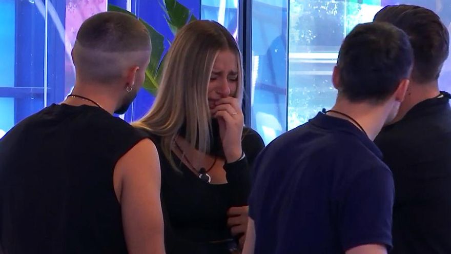 Laura de 'Gran Hermano' sufrió un ataque de nervios por el pasaje del terror, al que entró previa 'amenaza' del Súper