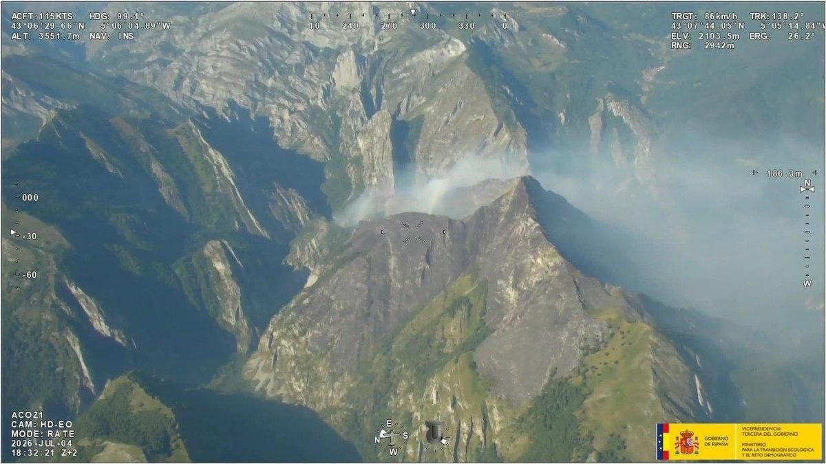El incendio de Picos de Europa se mantiene en nivel alto de peligrosidad pero se desconfina Ribota de Sajambre