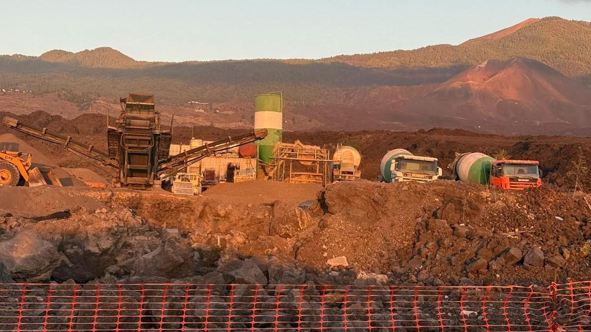 Ben Magec-Ecologistas en Acción denuncia “la pasividad de las administraciones ante la extracción ilegal” de áridos en la colada del Tajogaite y exige “su cierre inmediato”