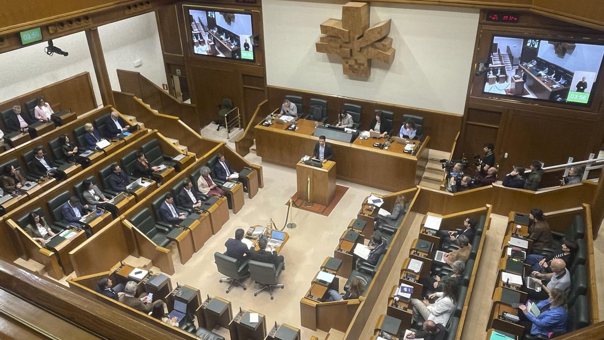 Pradales se felicita por llegar a mitad de mandato como el más valorado y con "bienestar de los más elevados de Europa"