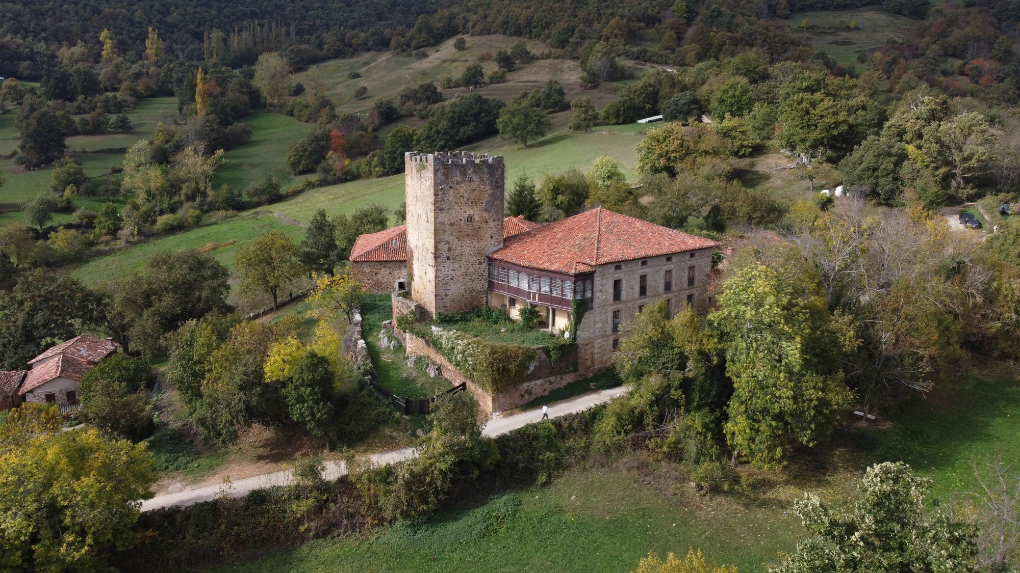 Torre de Mogrovejo.