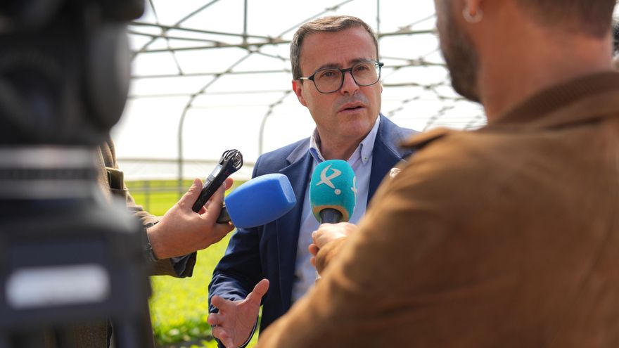 Gallardo dice que la continuidad de Sánchez fortalece la democracia, pero pide medidas