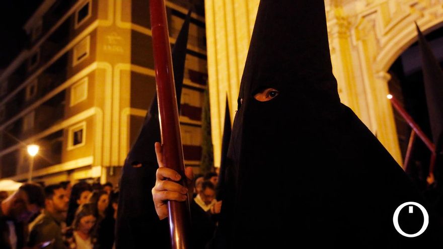 La Buena Muerte marca la madrugá del Viernes Santo