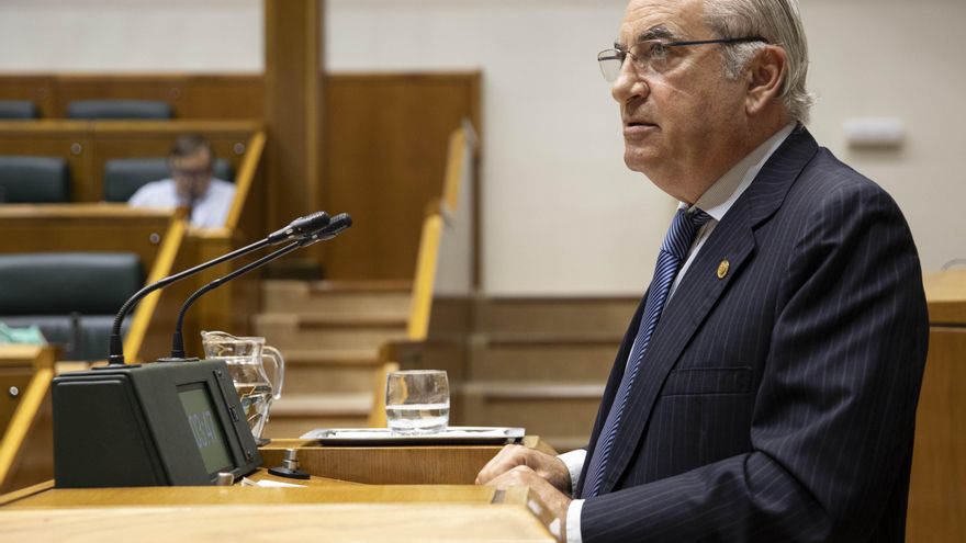 Desazón en las comunidades de vecinos que se han quedado sin ayudas a la rehabilitación: "La lista de espera no sirve de nada"