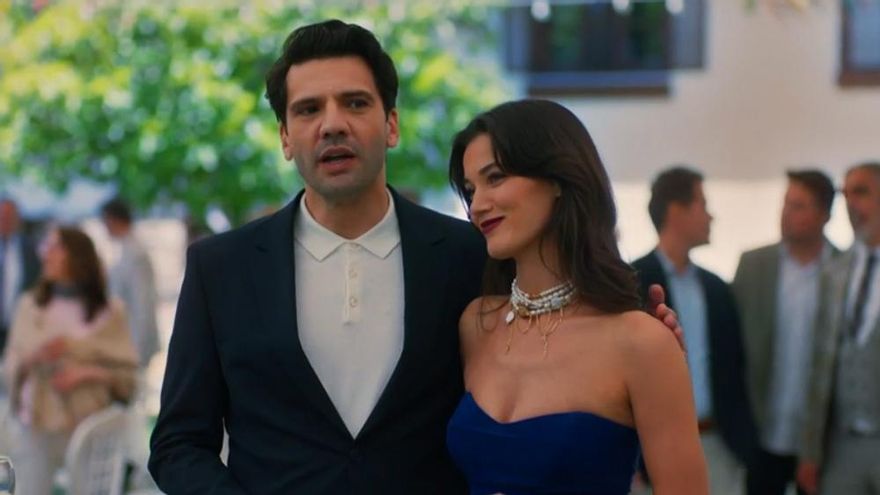 'Secretos de familia' se acerca a su final celebrando una boda y una noticia muy especial de su pareja protagonista