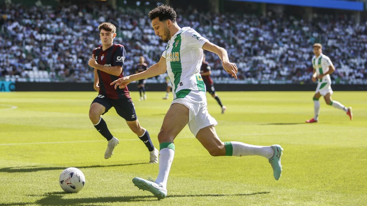 Ghailan pone un centro en el Córdoba CF - SD Eibar