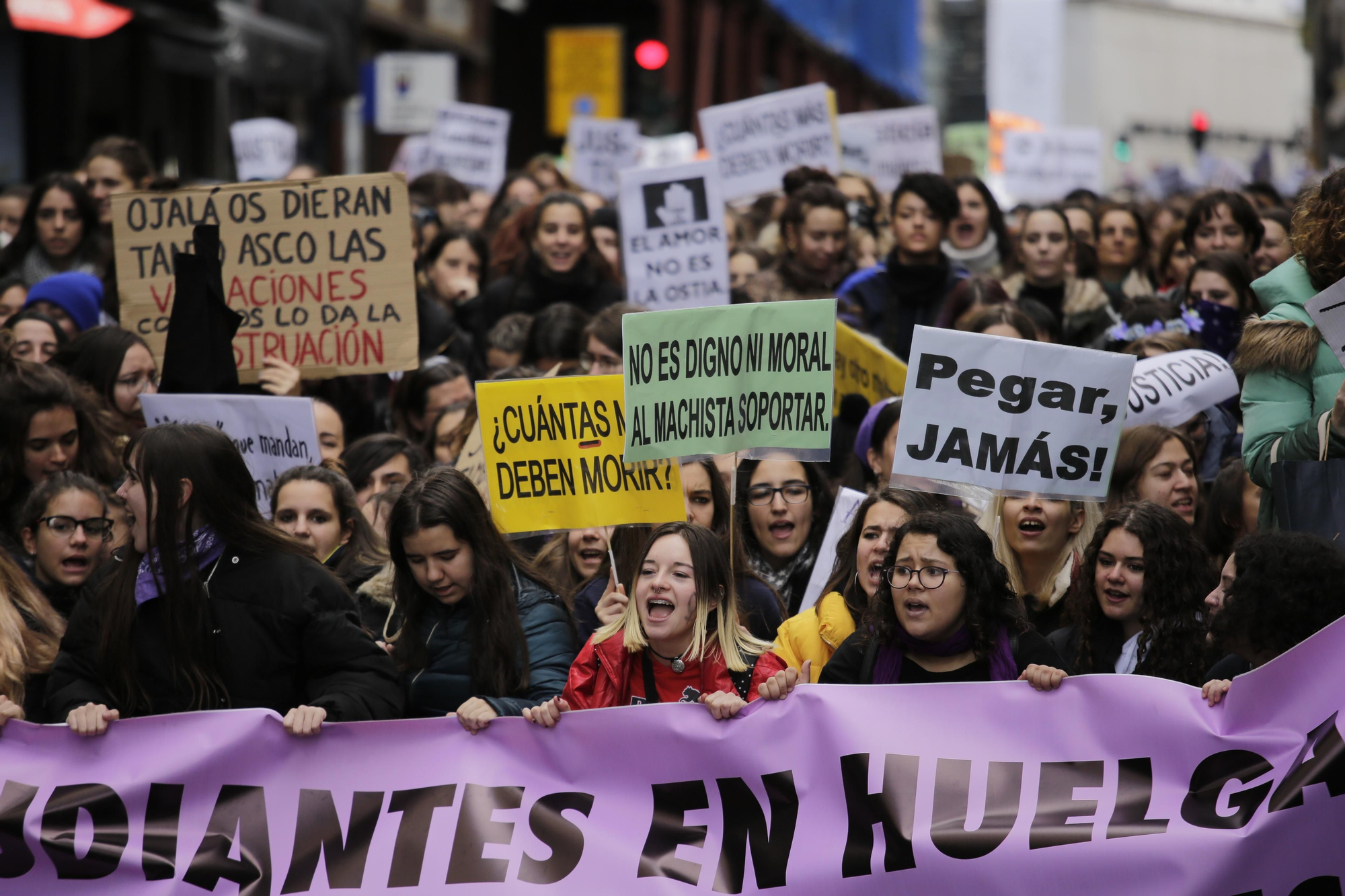 Grupos de estudiantes en la protesta
