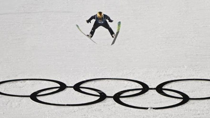 El tamaño sí importa en el salto de esquí: la Agencia Mundial Antidopaje investiga inyecciones de ácido hialurónico en el pene para saltar más