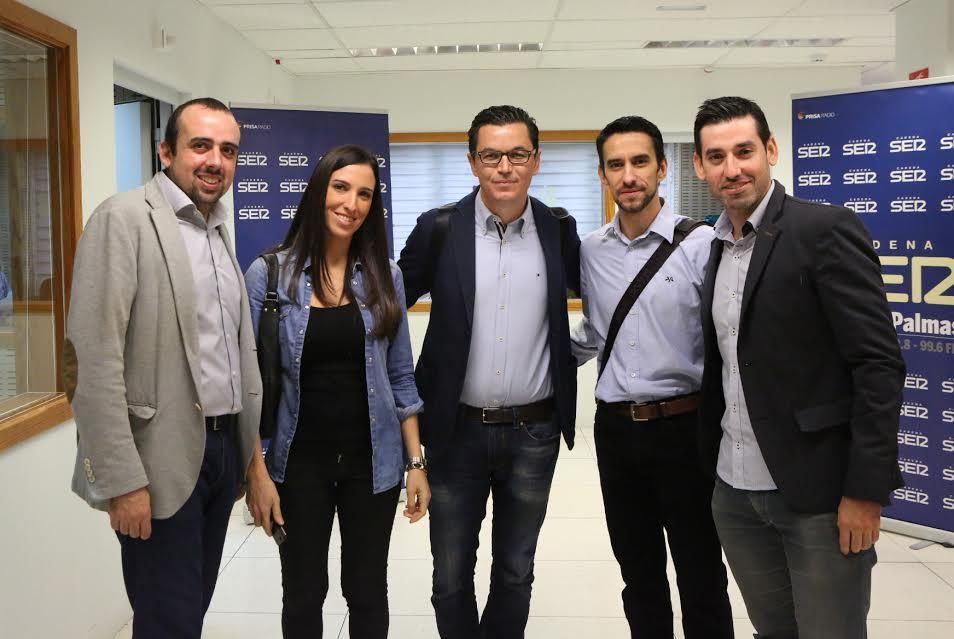 Pablo Rodríguez, junto a compañeros de CC.
