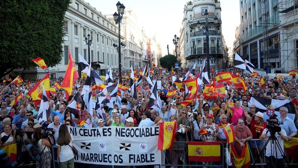 Más de 200.000 personas se concentran en Andalucía en apoyo a Ceuta y contra la gestión del Gobierno