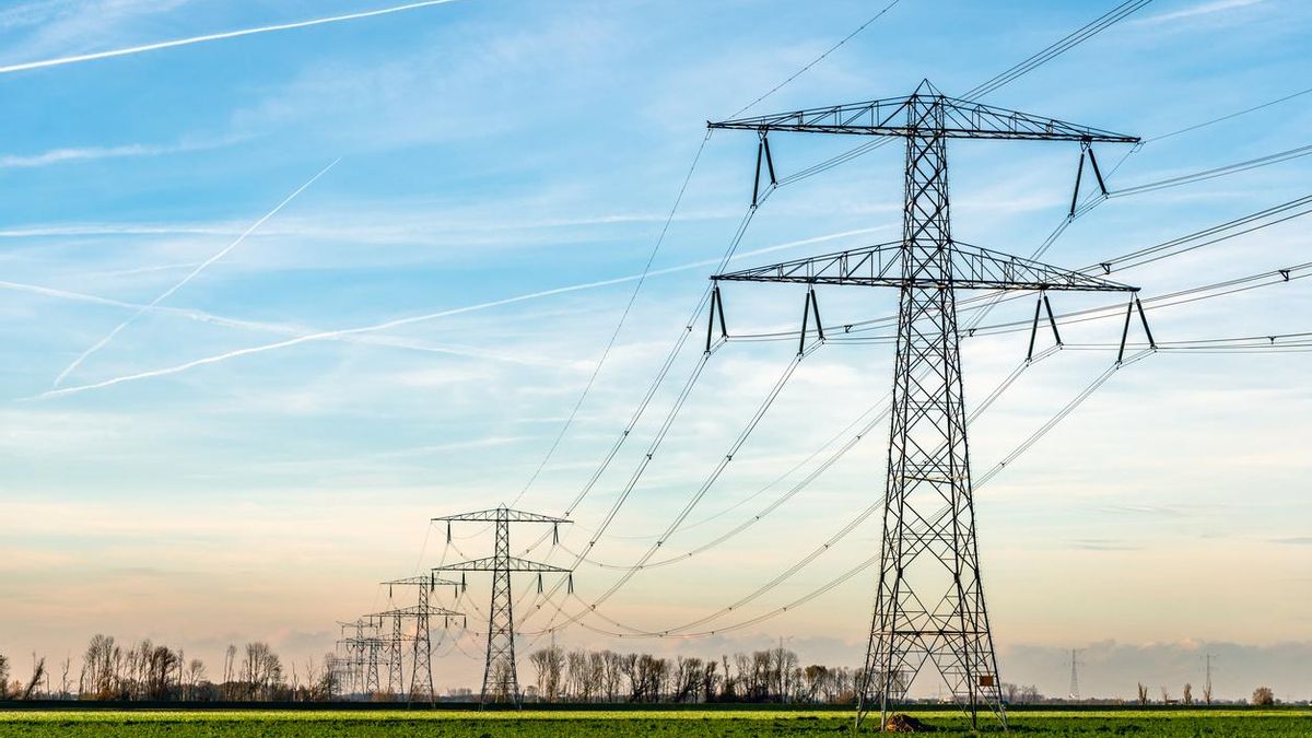 Francia acelera la electrificación y España puede competir con su ventaja renovable