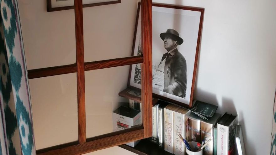 Retrato de Robert Graves.