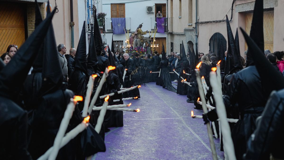 Más allá de Sagunto: Igualdad alerta de otras tres cofradías que discriminan a las mujeres en Semana Santa