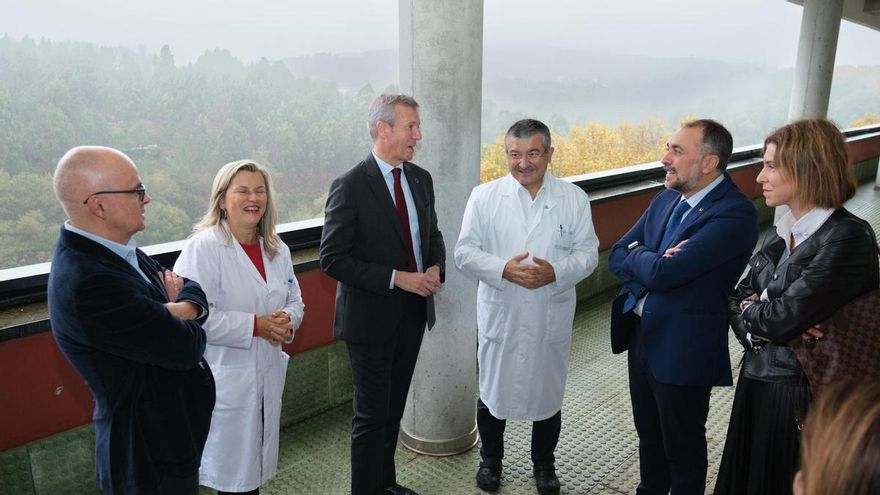 Pacientes del hospital que dirige la prima de Feijóo denuncian meses de retraso en revisiones oncológicas: "Es vergonzoso"