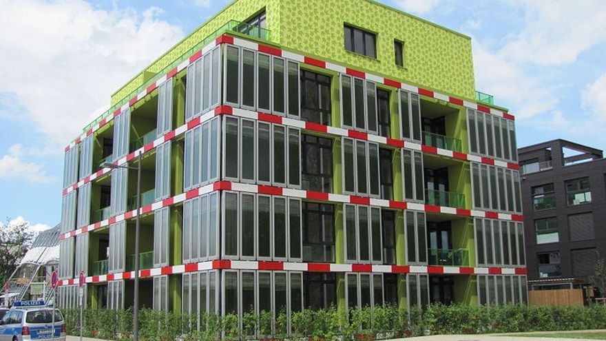 El edificio BIQ House en Hamburgo, Alemania.