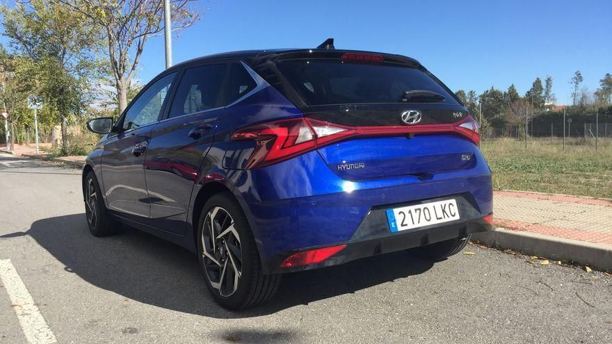 El i20 incluye en su gama por primera vez los motores híbridos ligeros.