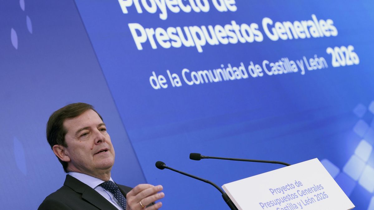 Mañueco presenta el presupuesto de 2026 con 'rebaja' de peajes de autopistas, incluso estudiando la de Asturias