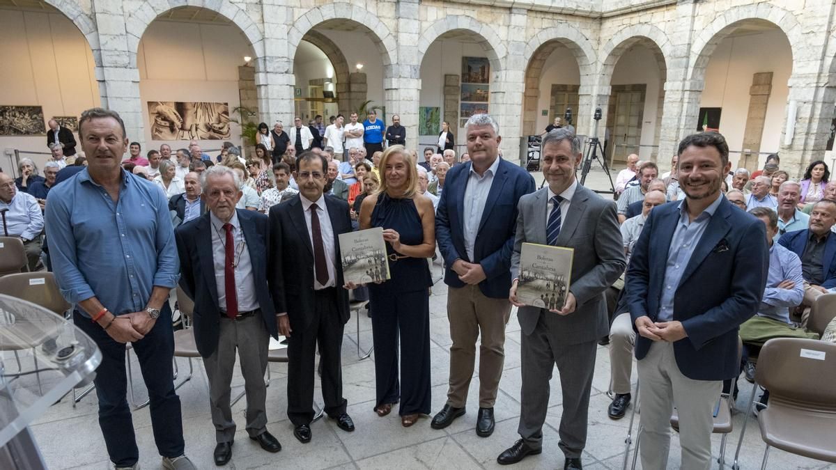 Un libro se convierte en el primer censo "riguroso" de boleras de Cantabria: 370 activas y y 124 "sufren el olvido"