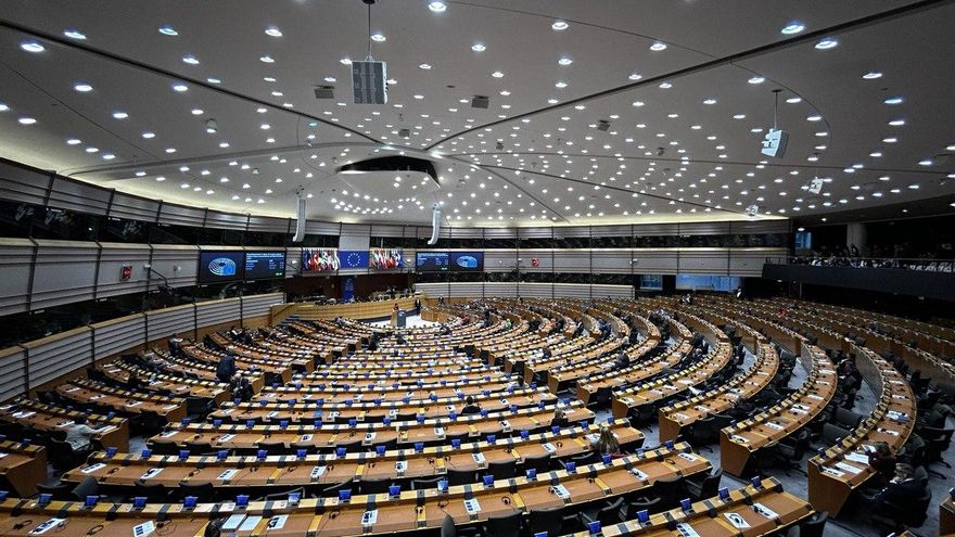 El PP, en un Parlamento Europeo vacío durante un debate sobre la DANA: "¿Ribera va a ser premiada cuando hay cuerpos bajo el barro?"