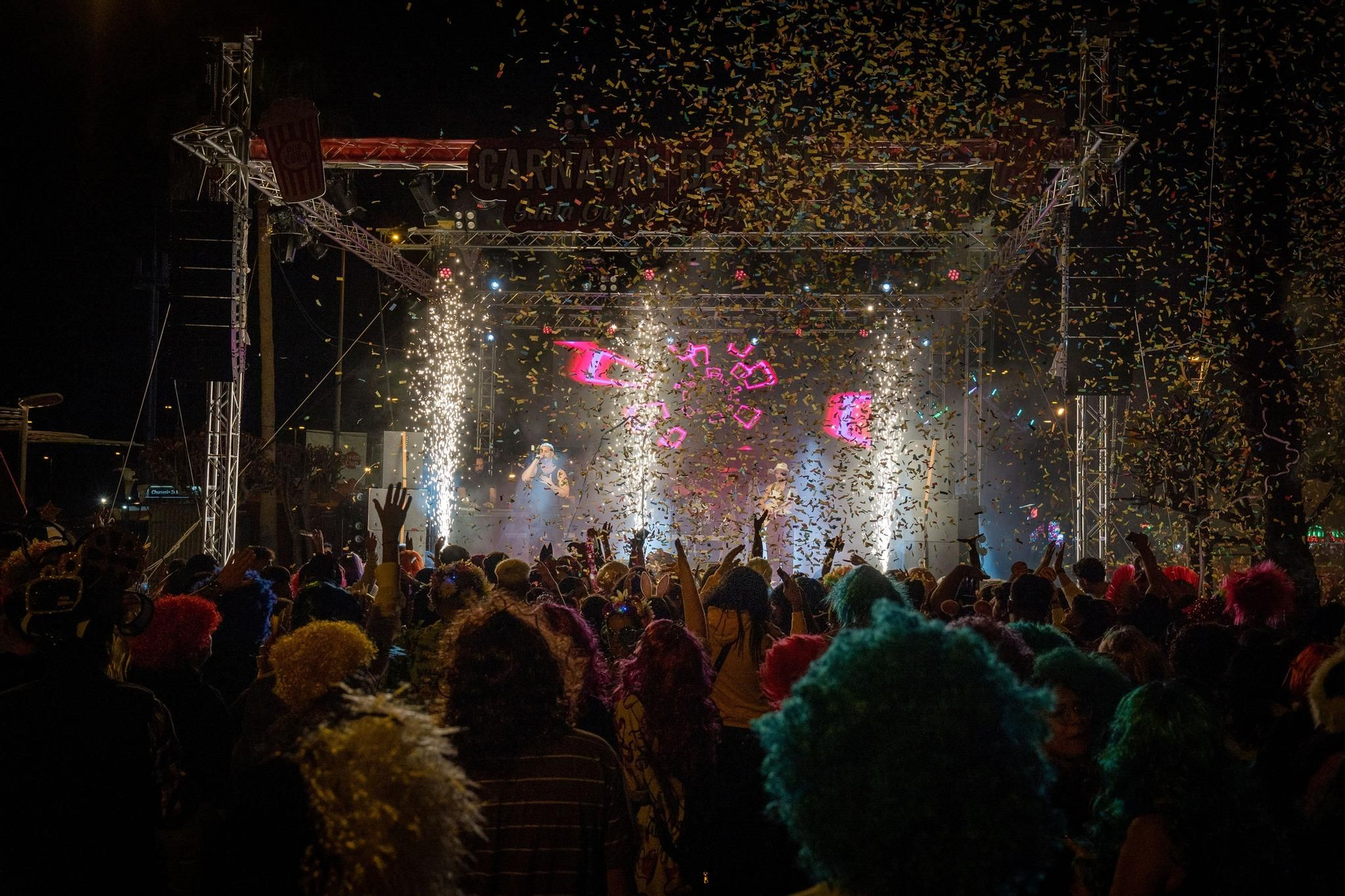 Actuación musical el 'Día de la Peluca' de Santa Cruz de La Palma