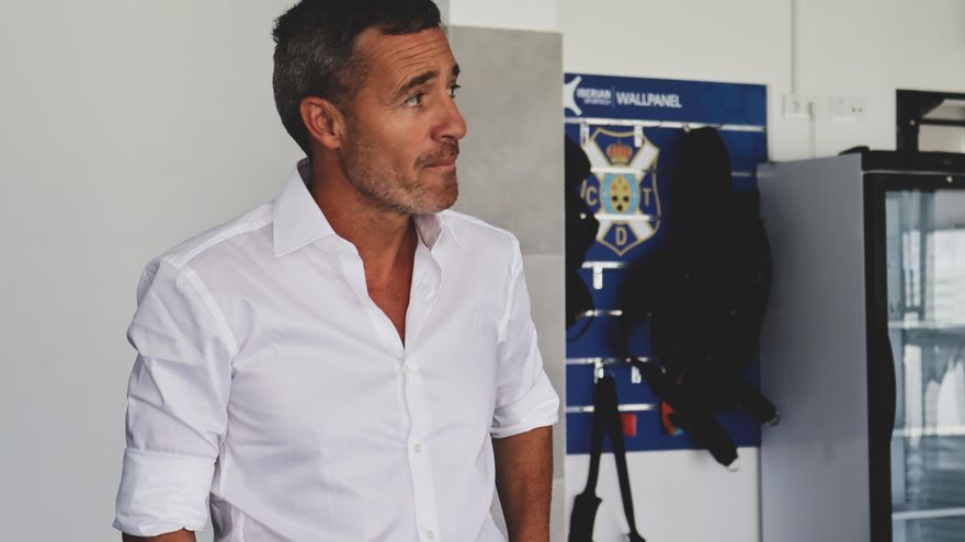 Óscar Cano llega a Tenerife: "Es un reto apasionante y tenemos que estar a la altura"