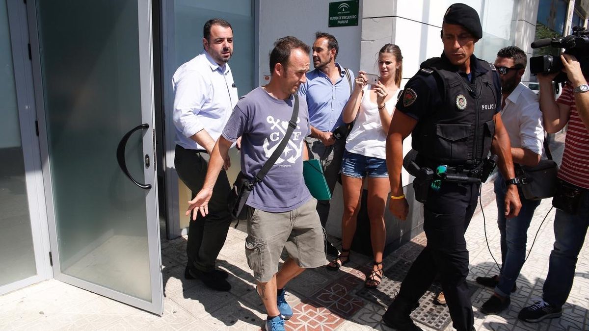 El padre de los hijos de Juana Rivas, dispuesto a ofrecer custodia compartida en Italia "y casa para la madre"