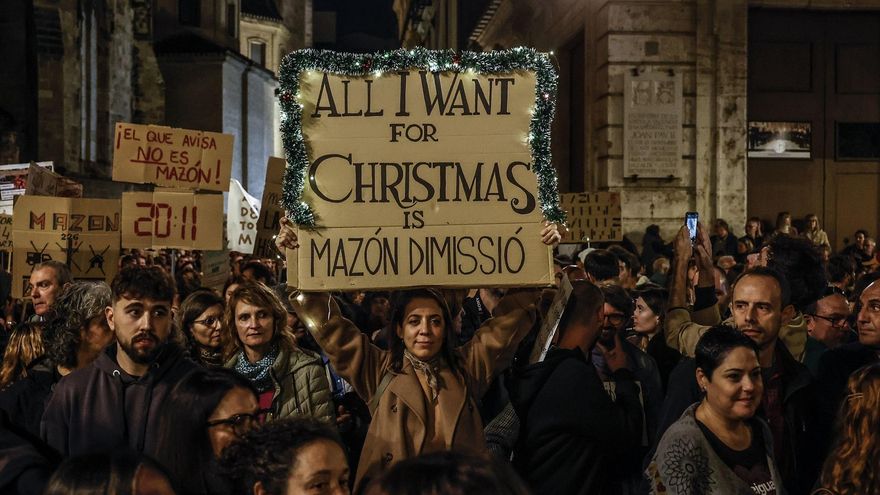 Segundo toque para Mazón: València pide justicia y dejar de salir del paso