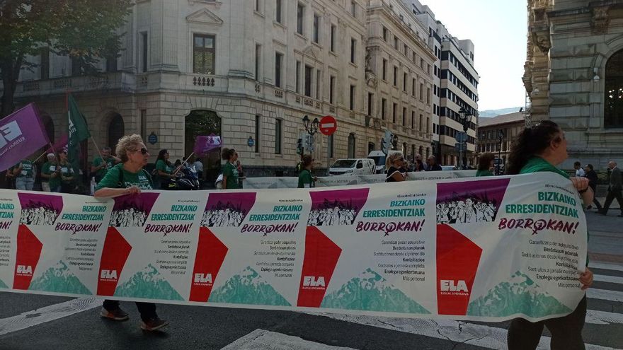 ELA vuelve a coger como bandera la precariedad en las residencias de Bizkaia: "Un profesional por cada 15 usuarios"