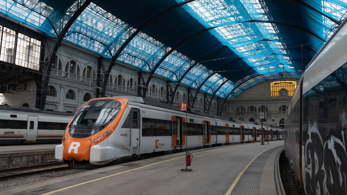 Illa redibuja el mapa ferroviario: dos grandes líneas para conectar el centro de Catalunya y hasta cinco tranvías más