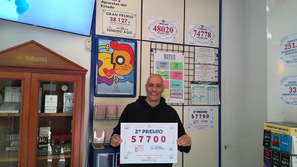 Un estanco de León vende un décimo del segundo premio de la Lotería Nacional del sábado