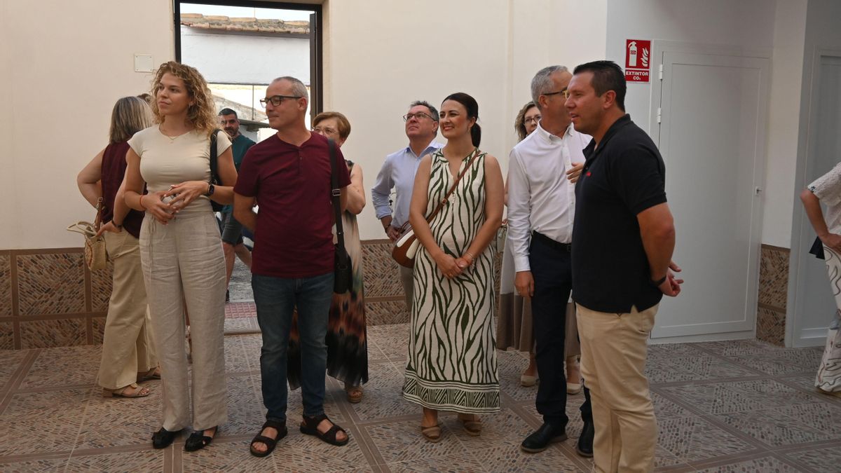 Miembros del Ayuntamiento de Mula durante la inaguración