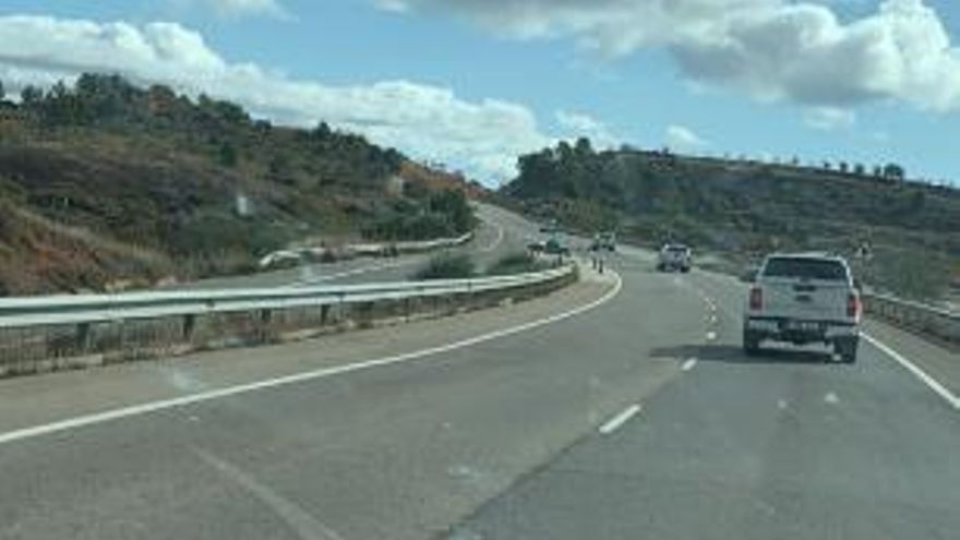 Un convoy con 17 bomberos de las Brigadas de Refuerzo en Incendios Forestales (BRIF) se dirige esté sábado a ayudar en las tareas para paliar los efectos de la DANA en Aldaia (València)