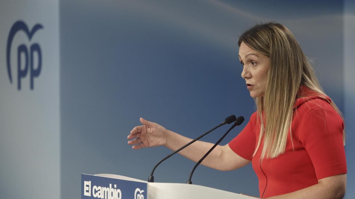 El PP tilda de "miserable" la actuación de Puente y el delegado del Gobierno ante los incendios