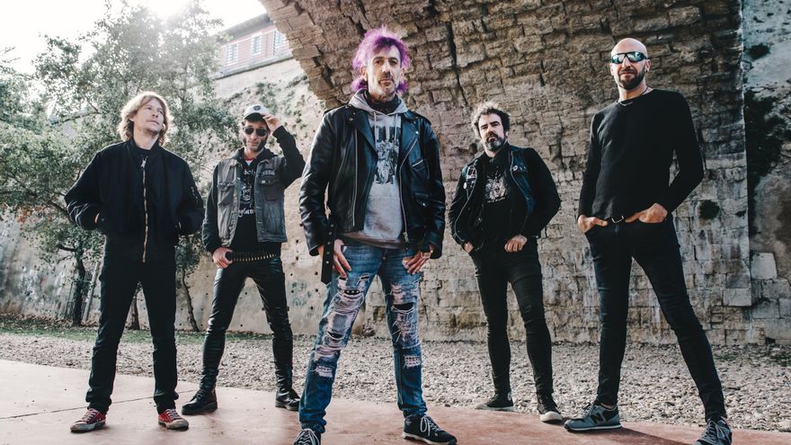 Manolo Kabezabolo, junto a Los ke no dan pie kon bolo