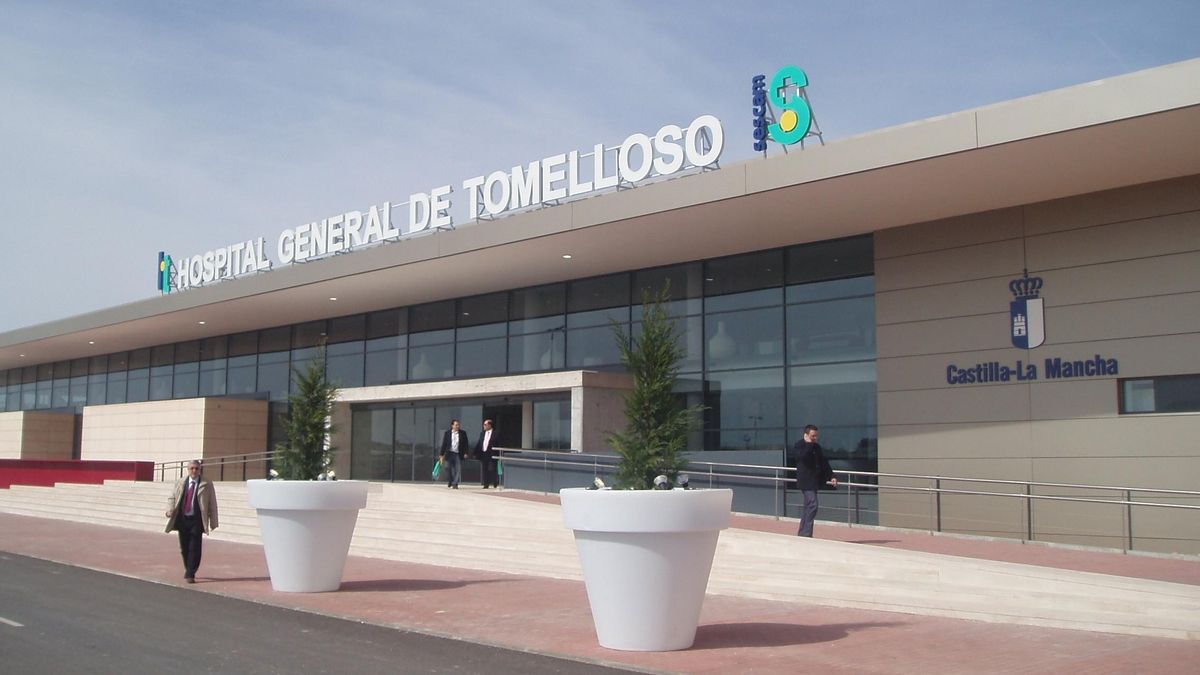 Un trabajador se queda inconsciente tras caer de un toro mecánico en Tomelloso