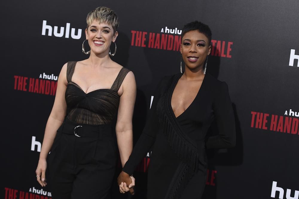 Lauren Morelli y Samira Wiley