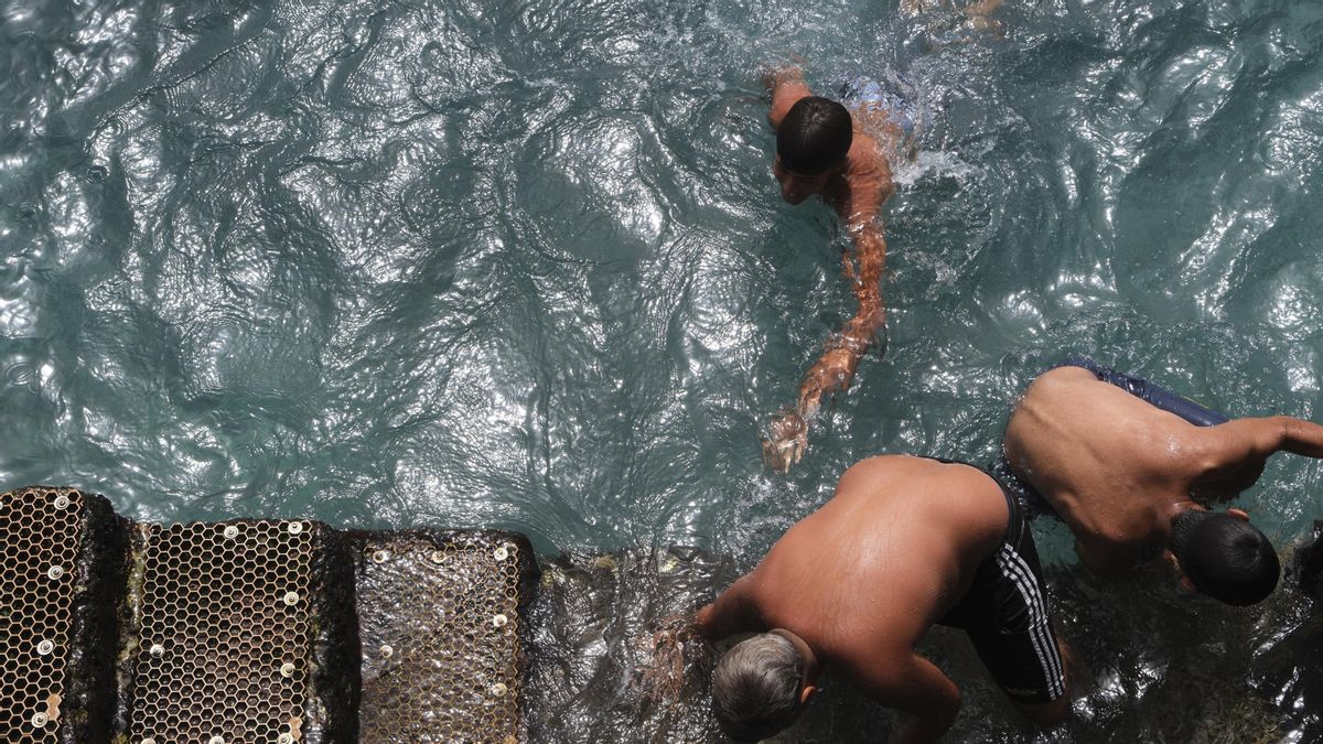 Toda Canarias, en prealerta por altas temperaturas ante la llegada de una masa de aire cálido