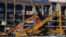Estado de la demolición del estadio Vicente Calderón en Madrid, este domingo.