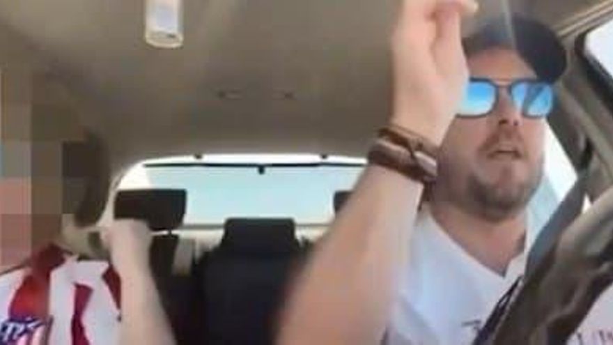 El nuevo concejal del PP en el Ayuntamiento de Valladolid y asesor del Gobierno autonómico se grabó bailando al volante