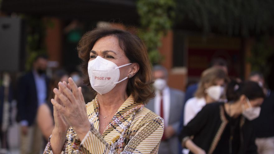 La secretaria de Igualdad del PSOE, vicepresidenta primera del Gobierno y ministra de la Presidencia, Relaciones con las Cortes y Memoria Democrática, Carmen Calvo, durante un acto sobre Memoria Democrática, en el Hotel Meliá Recoletos, a 29 de junio de 2