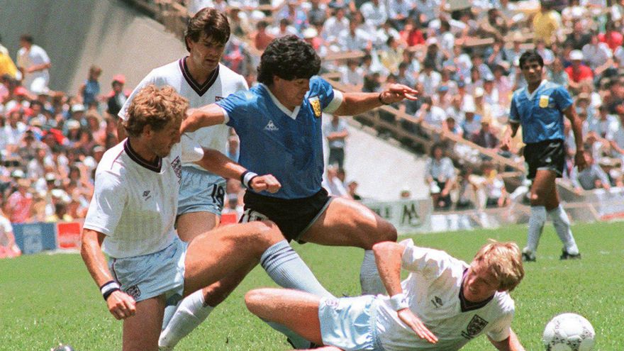 Una democracia organizada por el fulbo