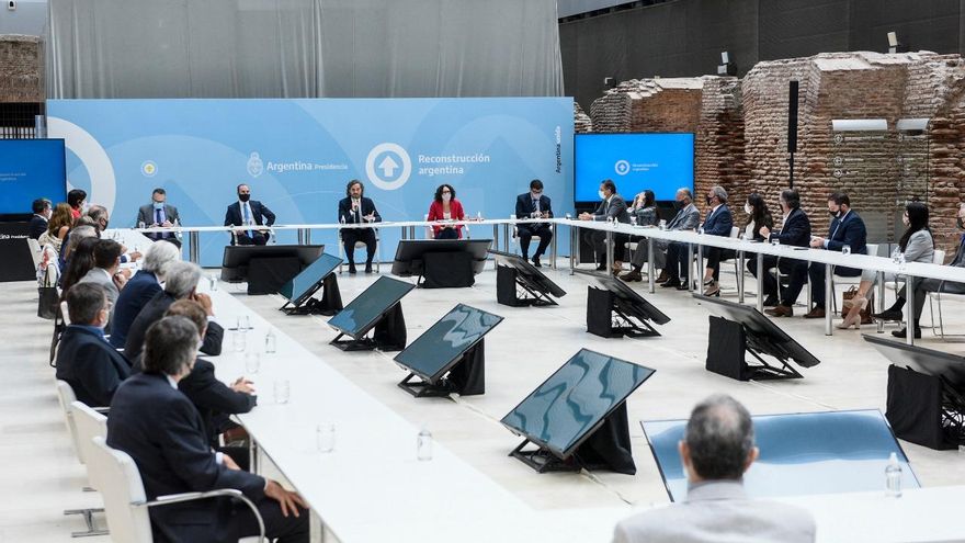 El Gobierno y los grandes empresarios se pusieron de acuerdo en criticar la inflación