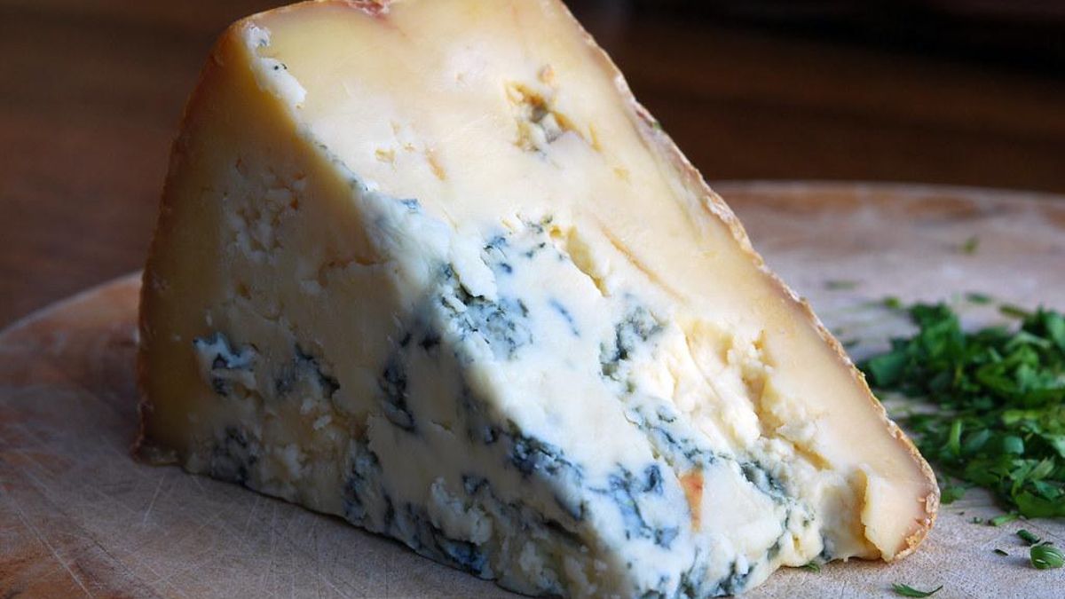 Corte de Stilton, queso británico
