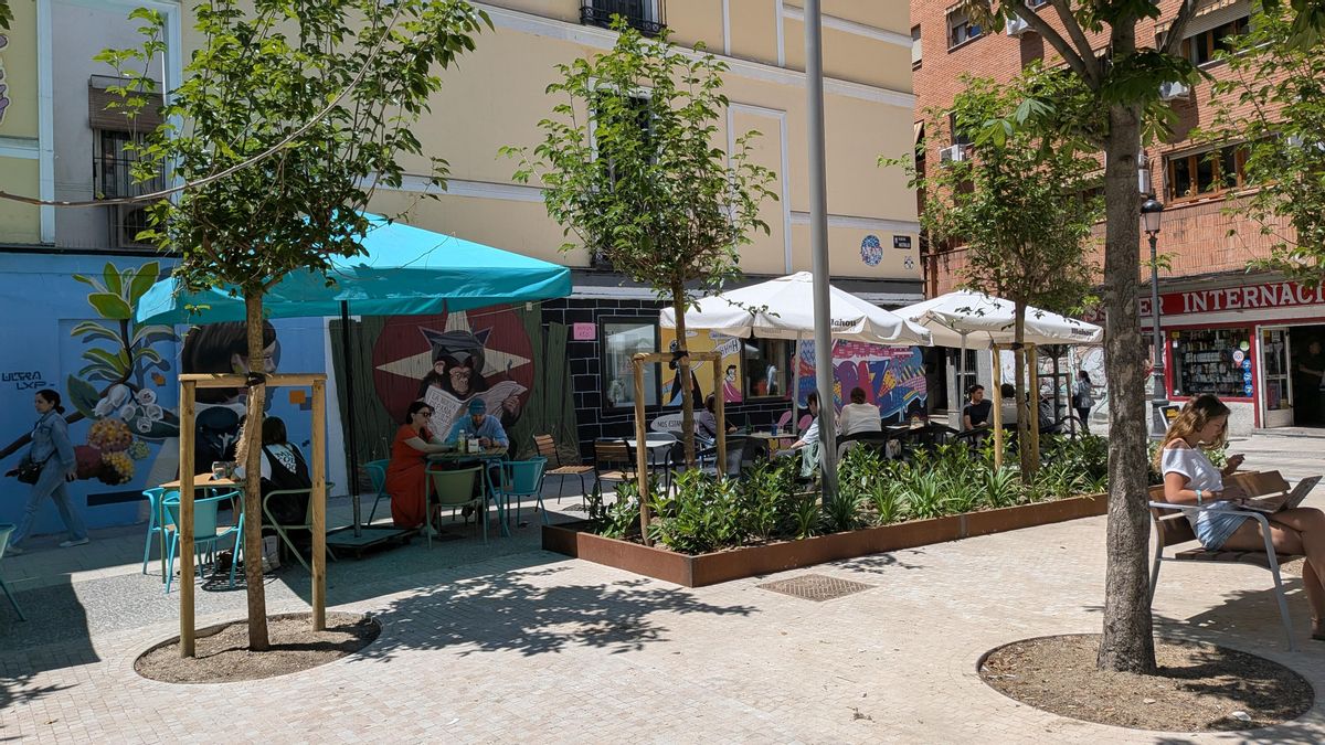Reorganización de terrazas en la plaza del Rastrillo