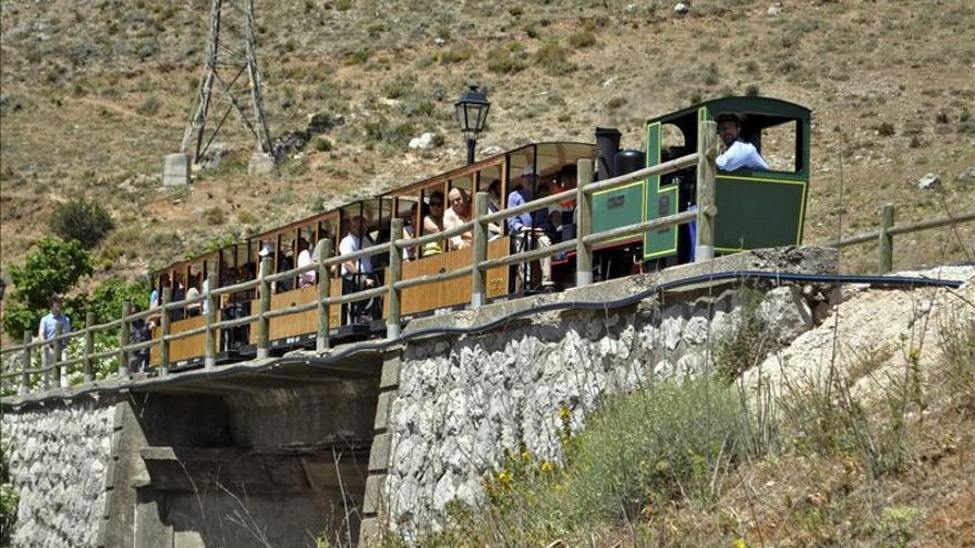 Un tren a vapor único en Andalucía potenciará la oferta turística de Granada