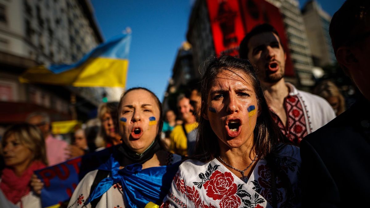 Marcha en Buenos Aires para pedir por el fin de la guerra en Ucrania